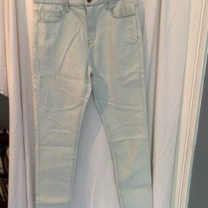 NWT Forever 21 Mid Rise Skinny Jeans